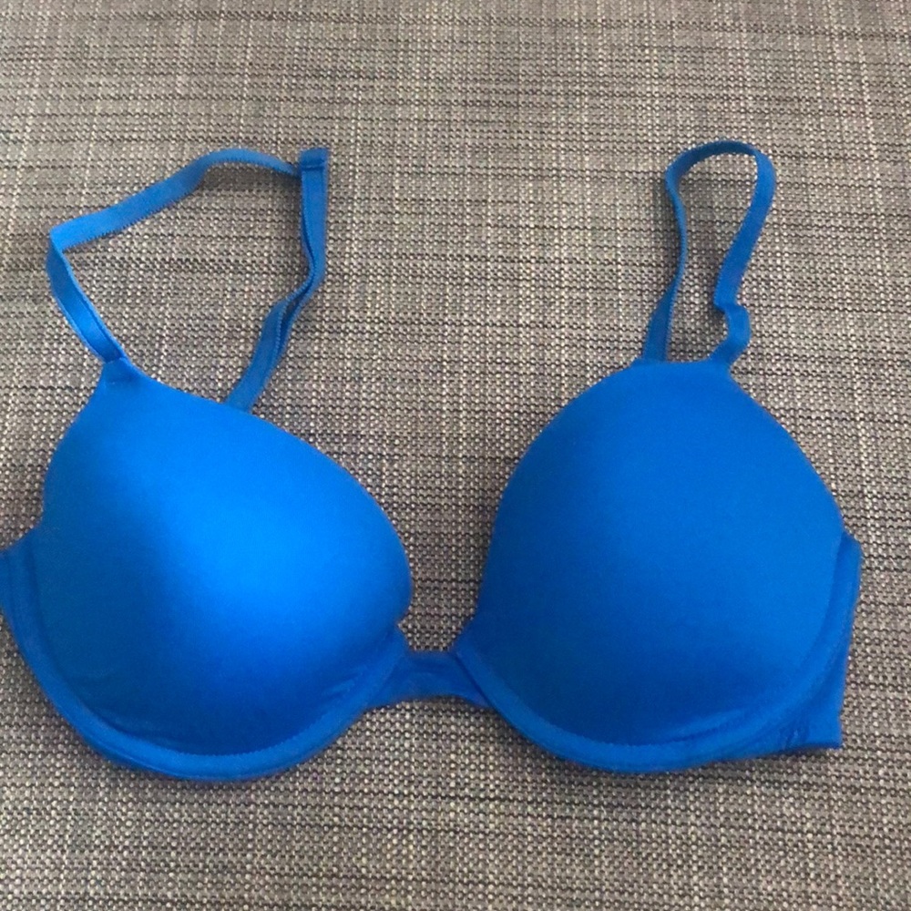 Victoria’s Secret Pink Bra royal blue